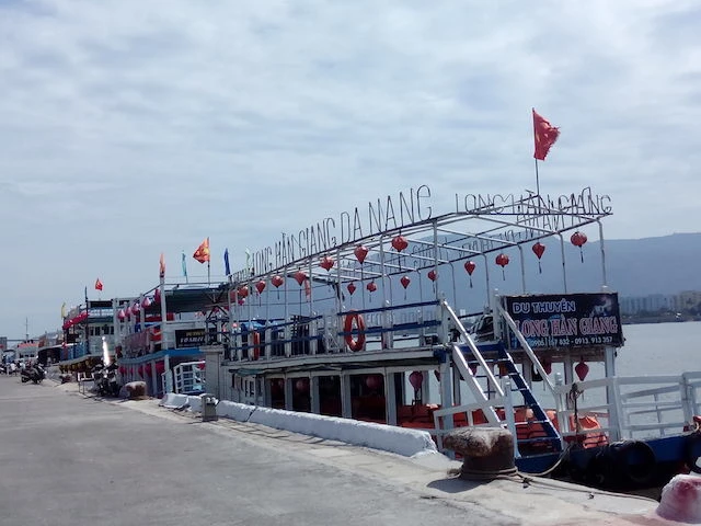 quản thúc tàu du lịch Đà Nẵng