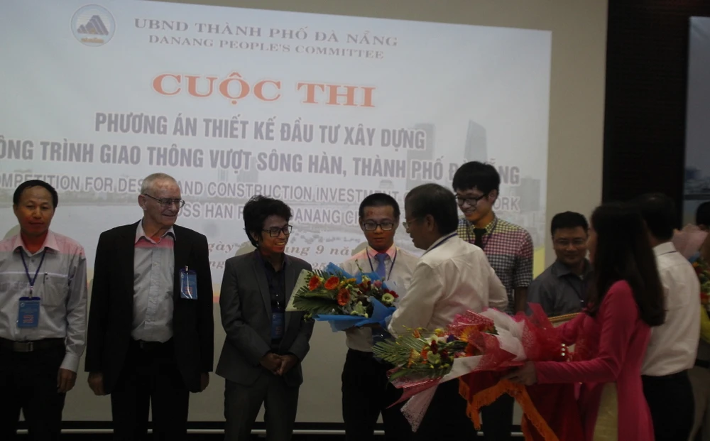 Đà Nẵng: Làm hầm chui hay cầu vượt sông Hàn? ảnh 7