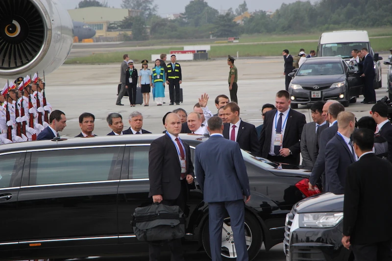 Hình ảnh Tổng thống Nga Putin tại sân bay Đà Nẵng ảnh 5
