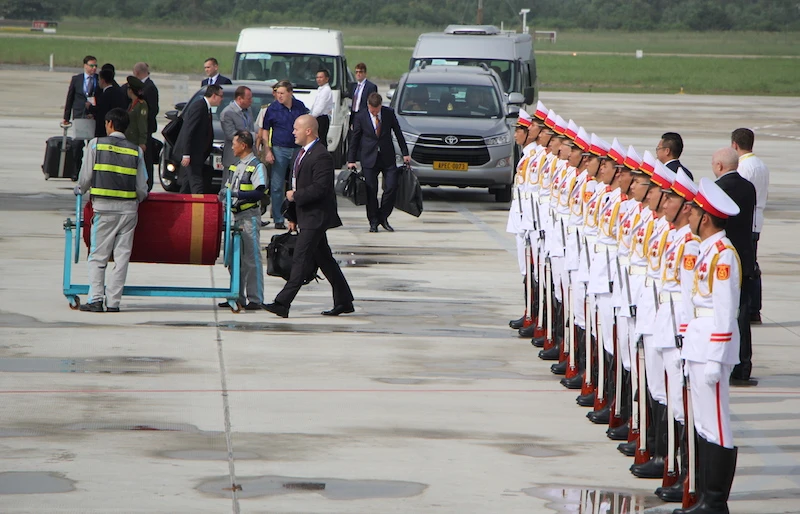 Những mật vụ Nga tháp tùng ông Putin tới Đà Nẵng ảnh 13