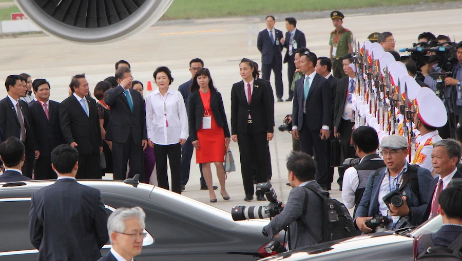 Dấu ấn phong cách của lãnh đạo các nền kinh tế APEC ảnh 19