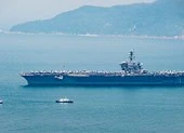  Tàu sân bay USS Carl Vinson đã neo tại vịnh Đà Nẵng