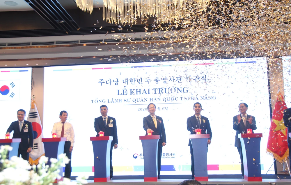 Tổng Lãnh sự quán Hàn Quốc tại Đà Nẵng chính thức khai trương ảnh 1