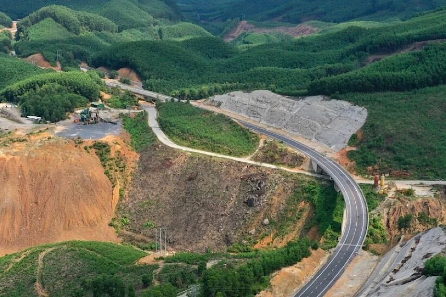 Đèo Cả được mời quản lý hầm trên cao tốc La Sơn-Túy Loan ảnh 2