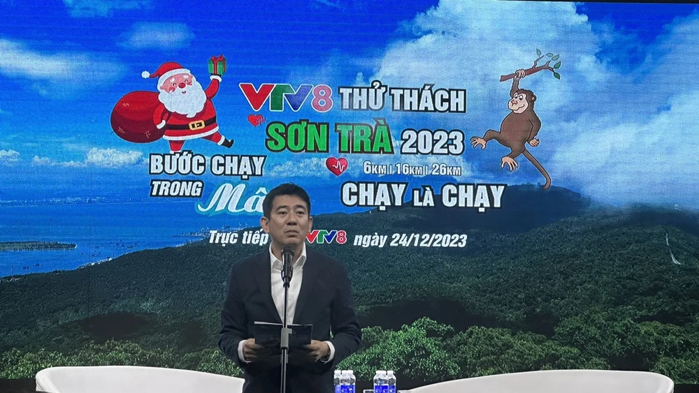 chinh phục bán đảo Sơn Trà