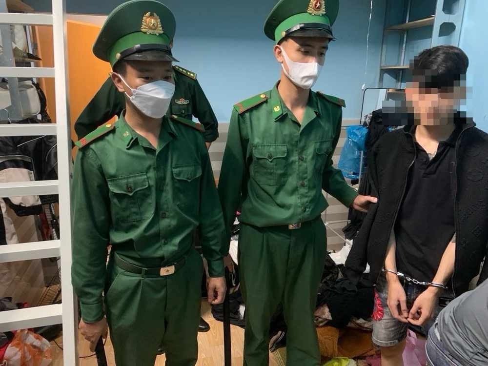 bán ma tuý cho con nghiện