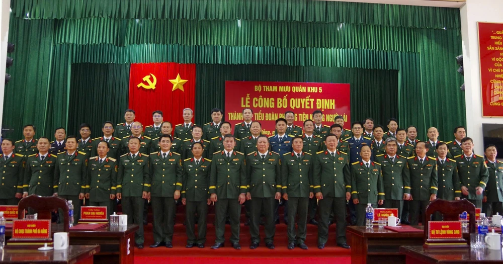 quan-khu-5-tieu-doan-khong-nguoi-lai.jpg