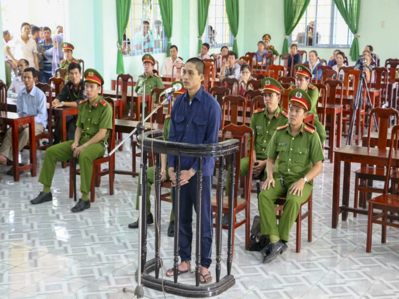 Giết mẹ bạn gái vì bị ngăn cản tình cảm