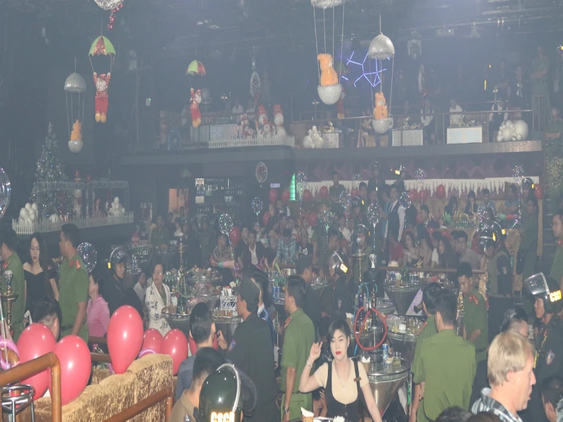 Phát hiện dân chơi phê ma túy tại Bar No.1 Cần Thơ ảnh 1