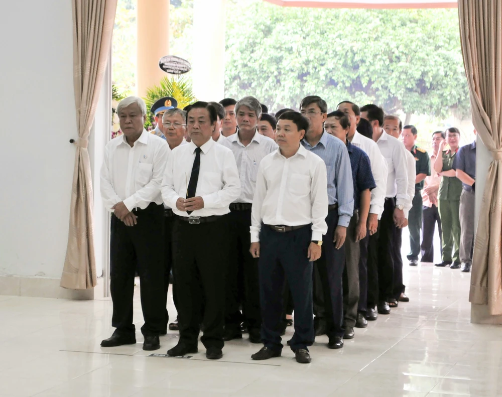 Ông Bảy phi công trong trái tim người dân, đồng đội ảnh 3