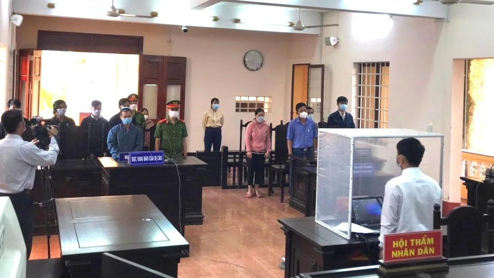 Bị cáo Huỳnh Minh Đức Tại Toà. Ảnh: TRƯỜNG TƯƠI