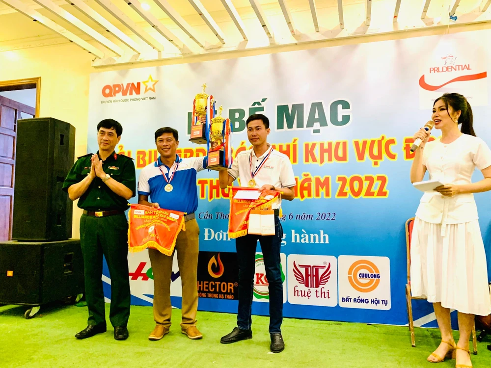 Cặp cơ thủ Nguyễn Văn Nhân và Nguyễn Thanh Phúc đã xuất sắc giành giải nhất.