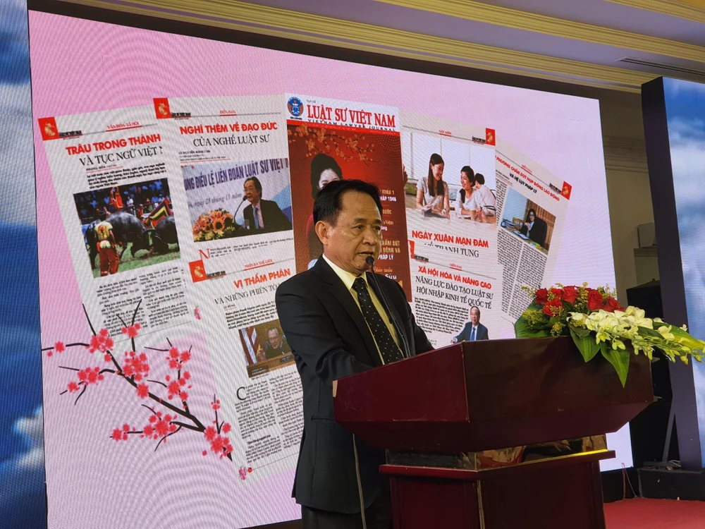 Ths. Đặng Ngọc Luyến – Tổng Biên tập Tạp chí Luật sư Việt Nam phát biểu tại lễ khai trương