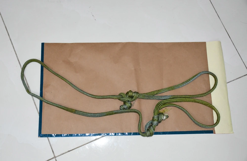 Sợi dây Lê Văn Tài dùng siết cổ nạn nhân. Ảnh: ĐẠT NHÂN