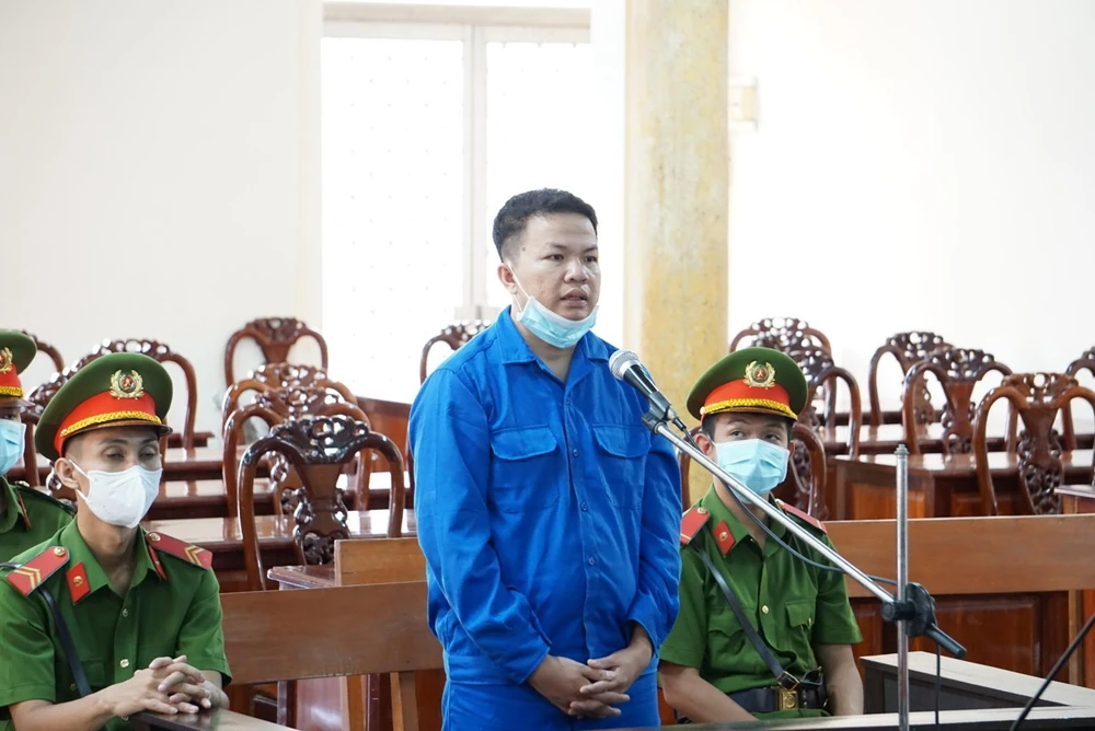 Bị cáo Nguyễn Duy Khánh tại tòa. Ảnh: HD