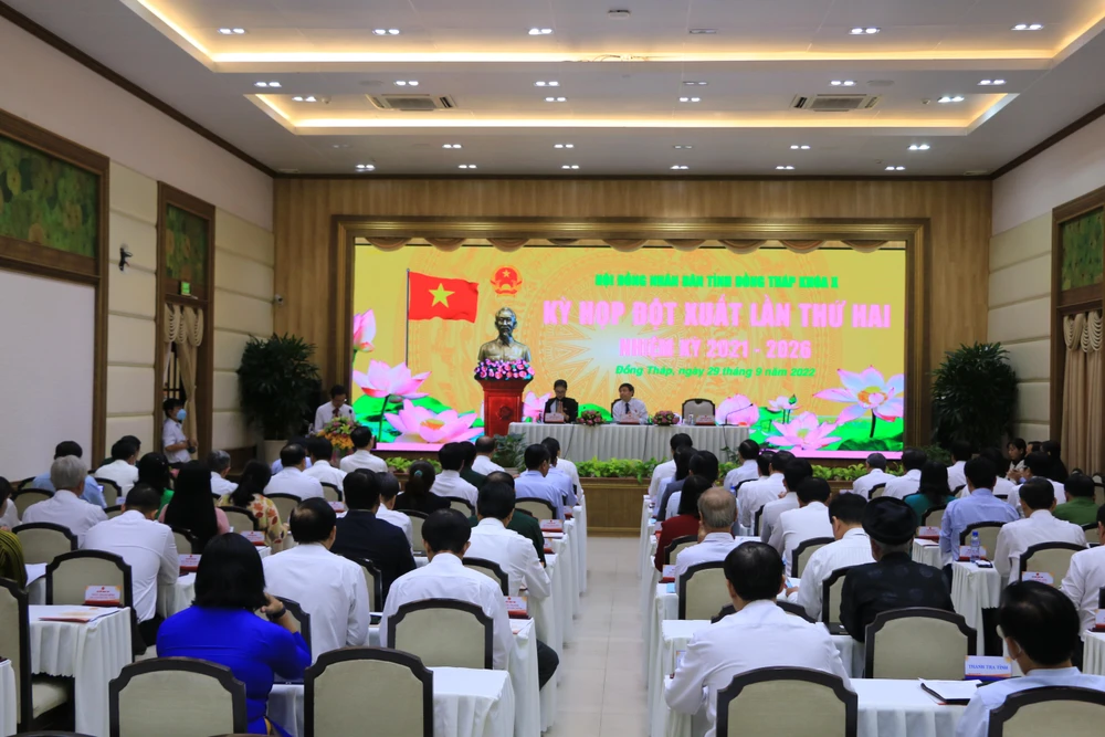 Hội đồng nhân dân tỉnh Đồng Tháp tổ chức kỳ họp đột xuất lần thứ hai. Ảnh: HD