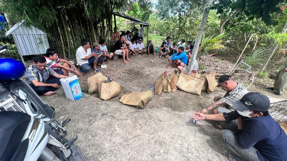 Tụ điểm cờ bạc được cảnh giới nhiều lớp để tránh bị công an phát hiện. Ảnh: CACC