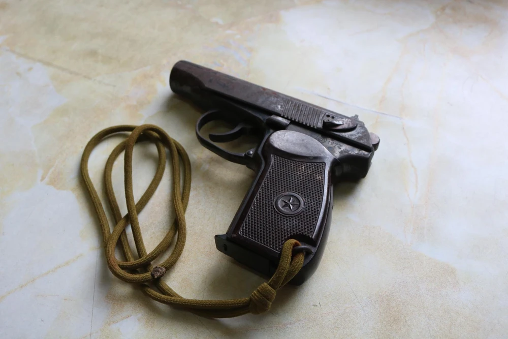 Khẩu súng K59 của Cố Thủ tướng Võ Văn Kiệt tặng ông Võ Ngọc Quang. Ảnh: HD Khẩu súng K59 của Cố Thủ tướng Võ Văn Kiệt tặng ông Võ Ngọc Quang. Ảnh: HD