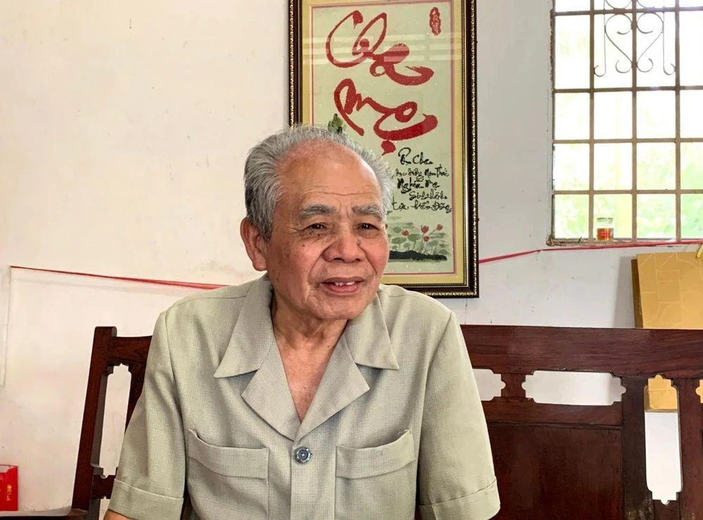 Ông Võ Ngọc Quang nhớ lại chuyện bắn máy bay đánh lạc hướng cứu cố Thủ tướng Võ Văn Kiệt. Ảnh: HD Ông Võ Ngọc Quang nhớ lại chuyện bắn máy bay đánh lạc hướng cứu cố Thủ Tướng Võ Văn Kiệt. Ảnh: HD