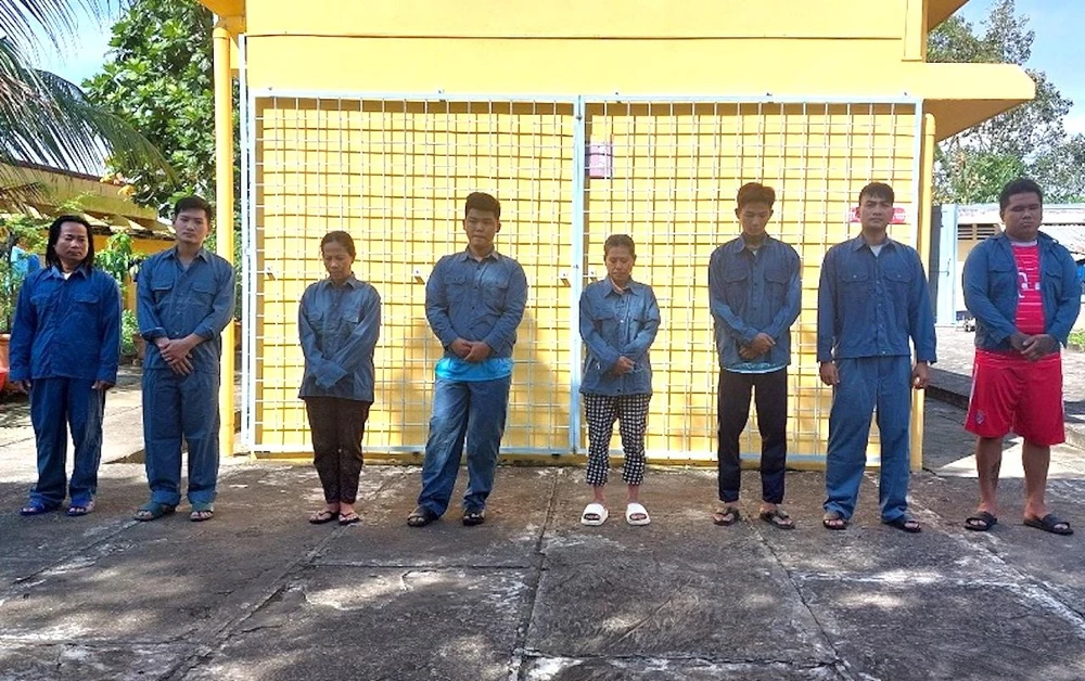 giải quyết mâu thuẫn