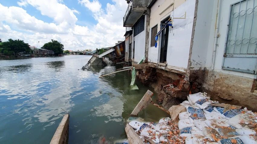 kè chống sạt lở sông trà nóc
