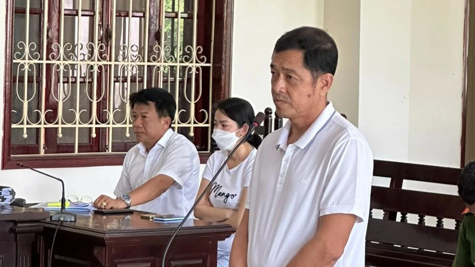 tham ô đồng tháp