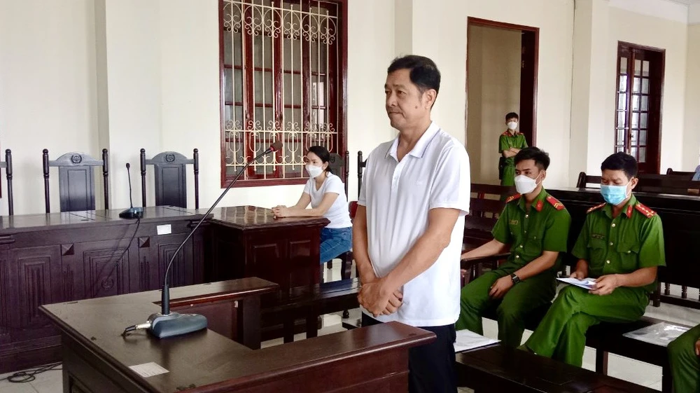 tham ô đồng tháp