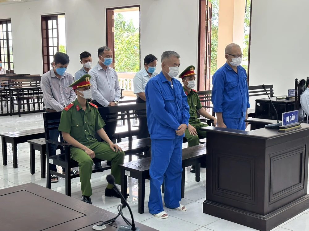 lập công ty ma lừa đảo