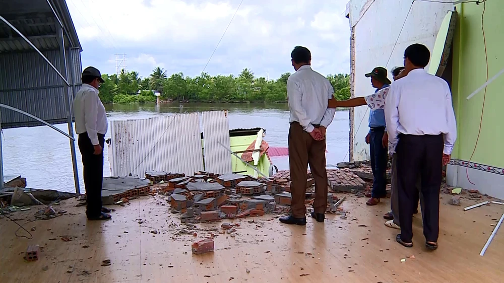 sạt lở miền tây