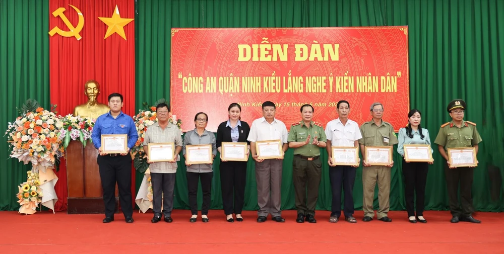 khen công an cần thơ
