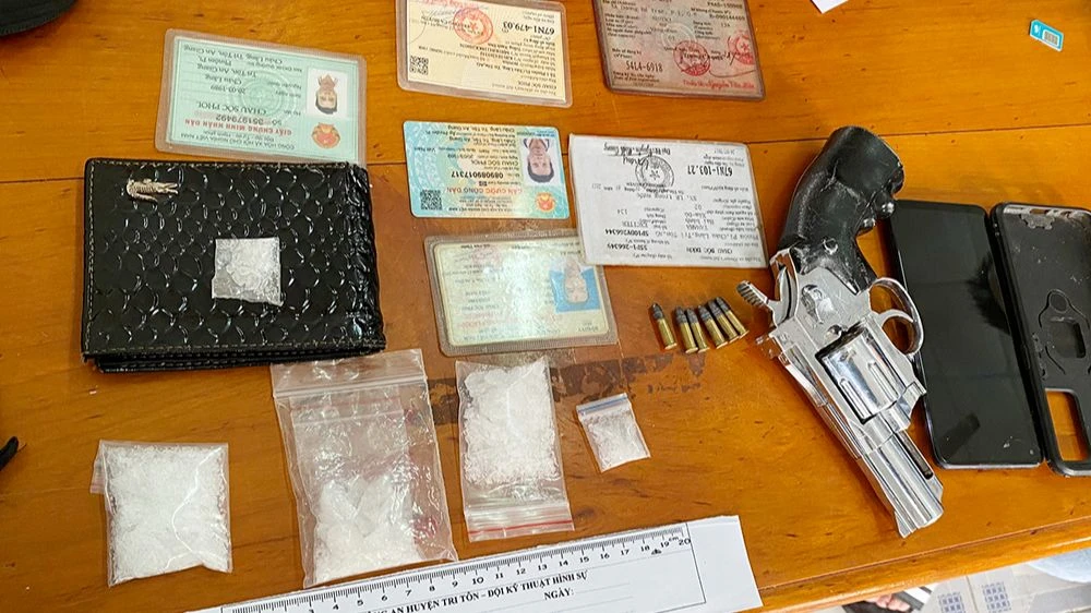 mua bán súng đạn