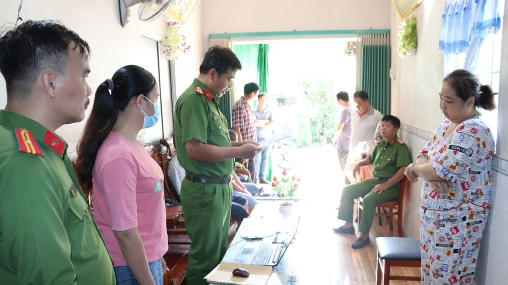 lừa chuyển nhượng