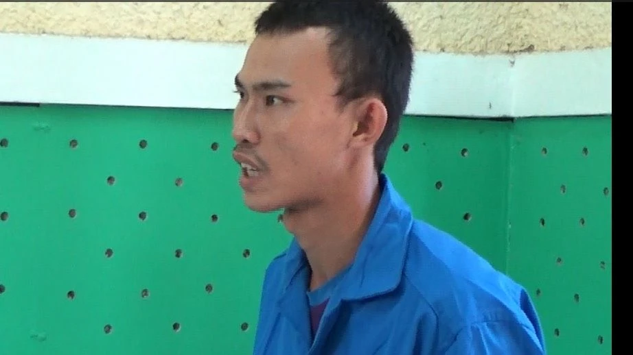 cha dượng đốt con riêng