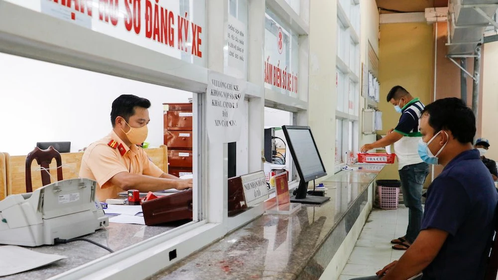 đăng ký biển số xe