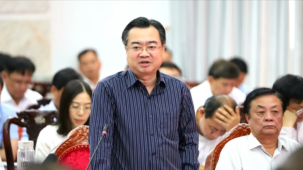 Bộ trưởng Bộ xây dựng nói về việc sử dụng tro xỉ nhiệt điện làm vật liệu đắp nền đường cao tốc