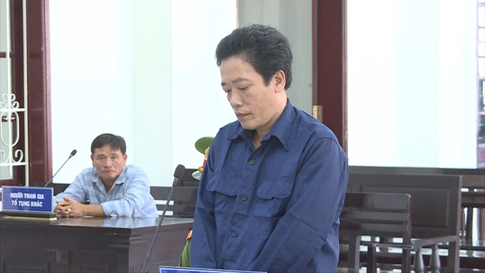 mang tội giết người vì đâm bạn nhậu