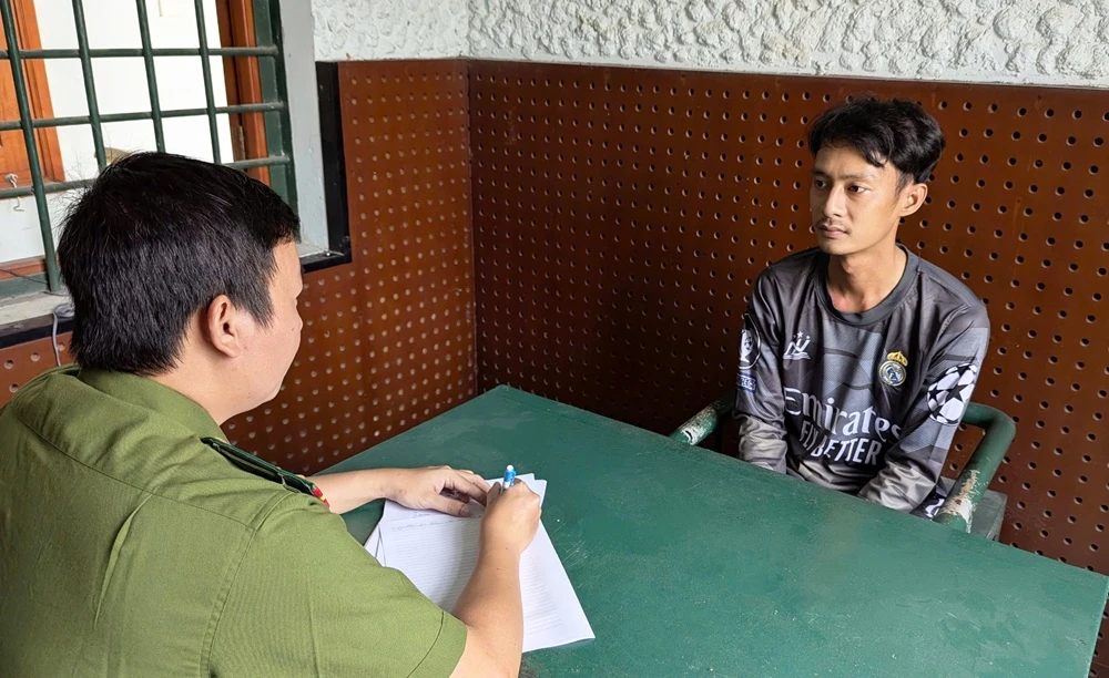 xe tải làm sập cầu