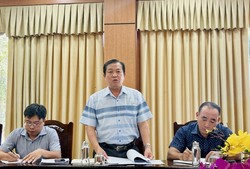 Công ty CP Xây lắp An Giang khai thác đất