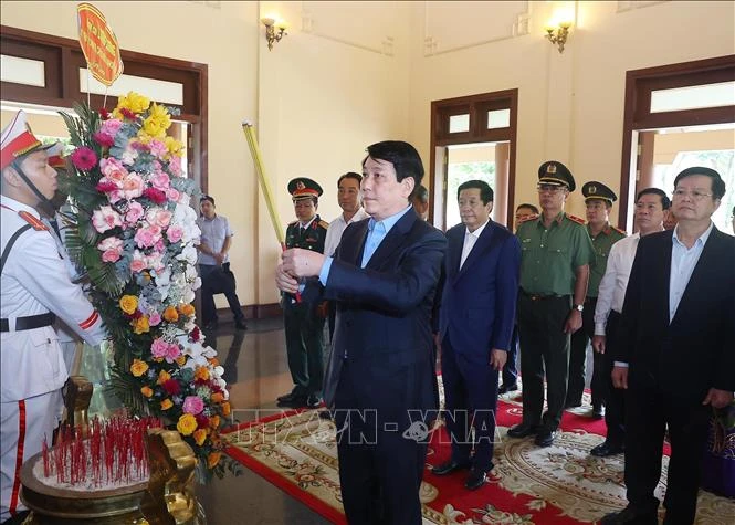 chủ tịch nước lương cường