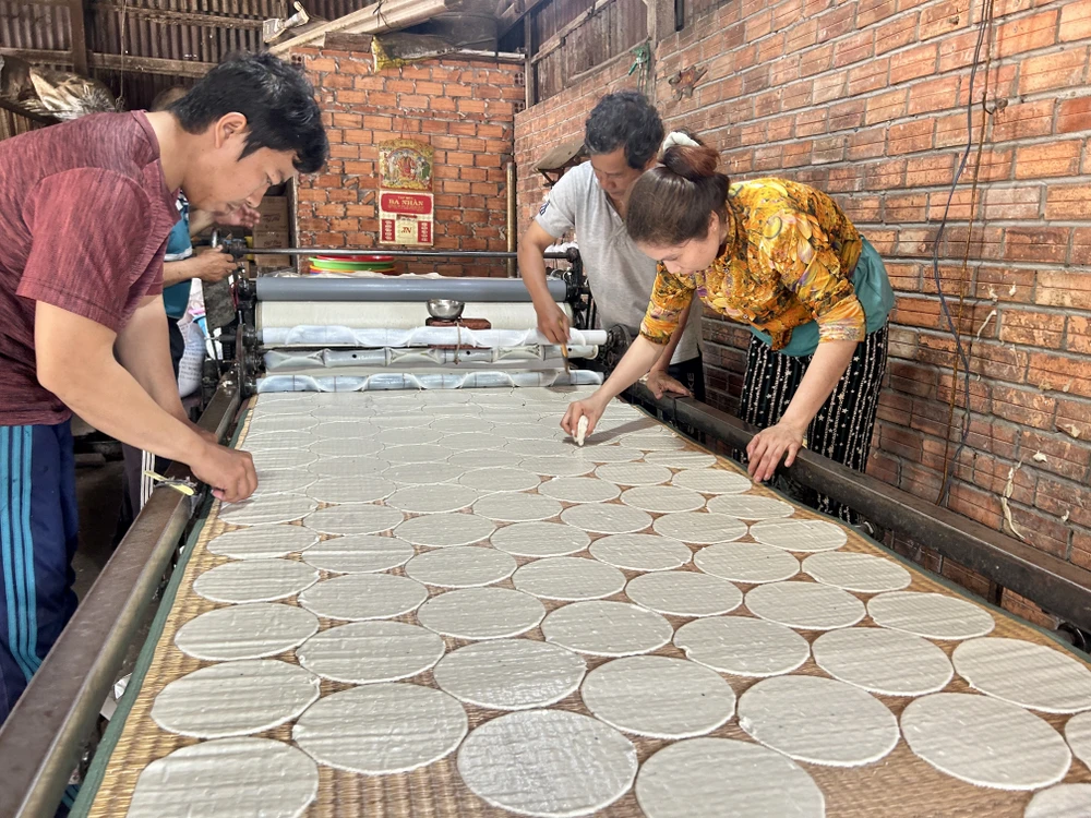 làng bánh phồng phú mỹ