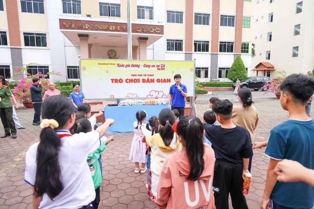 xuân chiến sĩ công an tp cần thơ