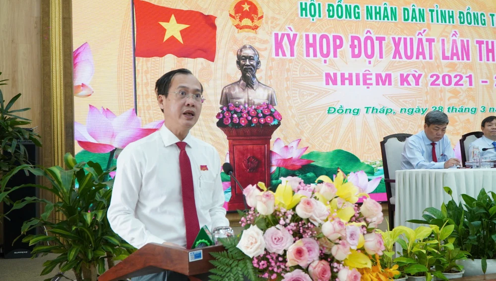 chủ tịch ubnd tỉnh đồng tháp trần trí quang