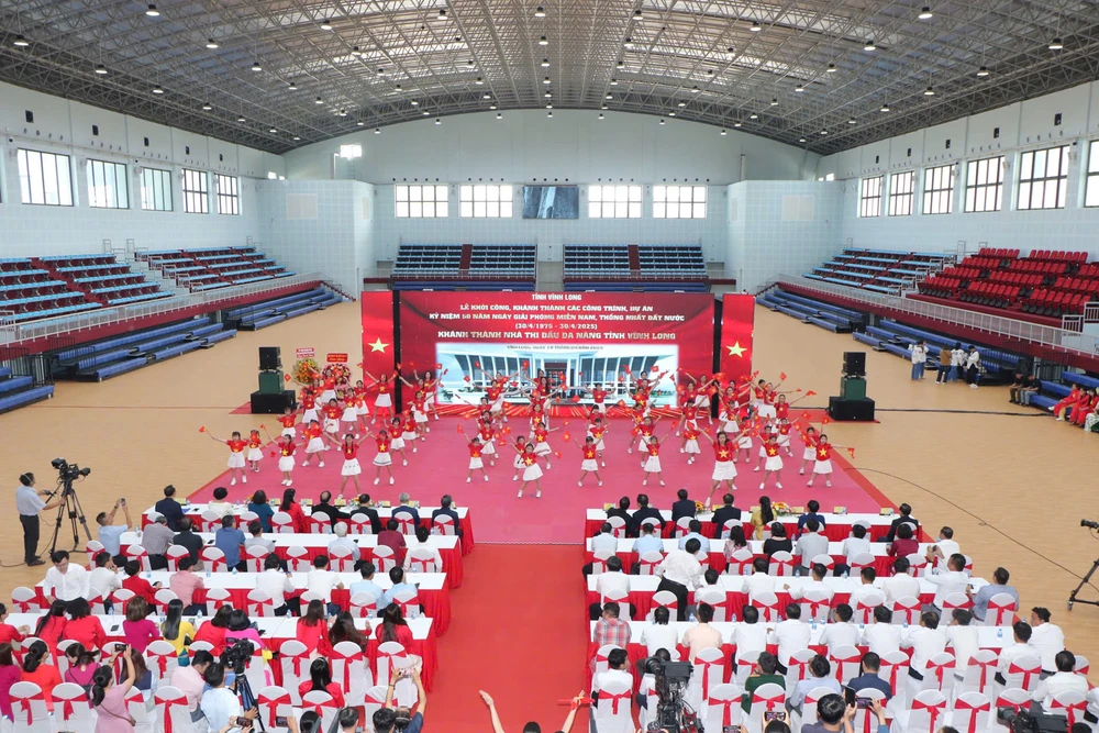 nhà thi đấu đa năng tỉnh vĩnh long