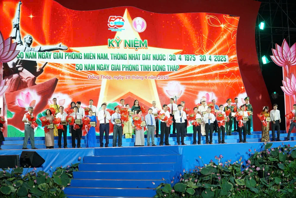 50 năm ngày giải phóng đồng tháp