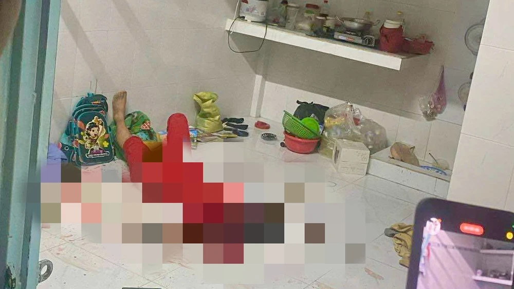 chồng chém vợ trọng thương