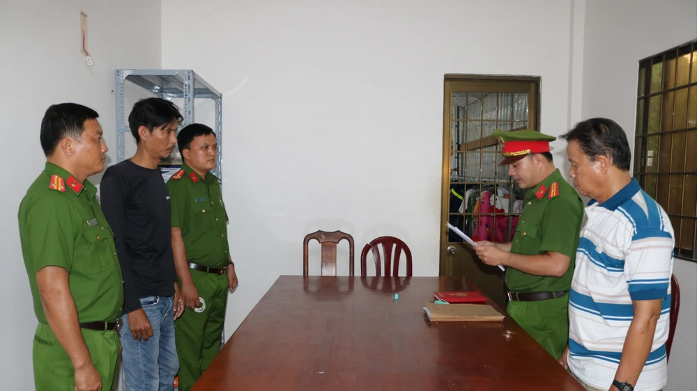 đại ca xã đảo,tiền bảo kê