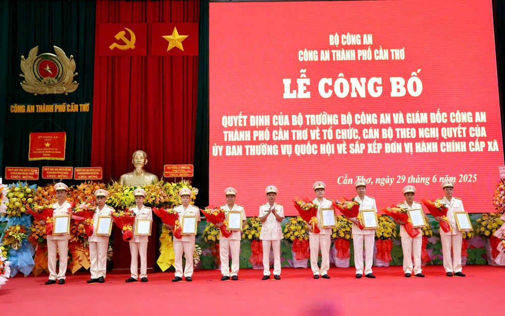 cong-an-tp-can-tho-thieu-tuong-huynh-viet-hoa.jpg