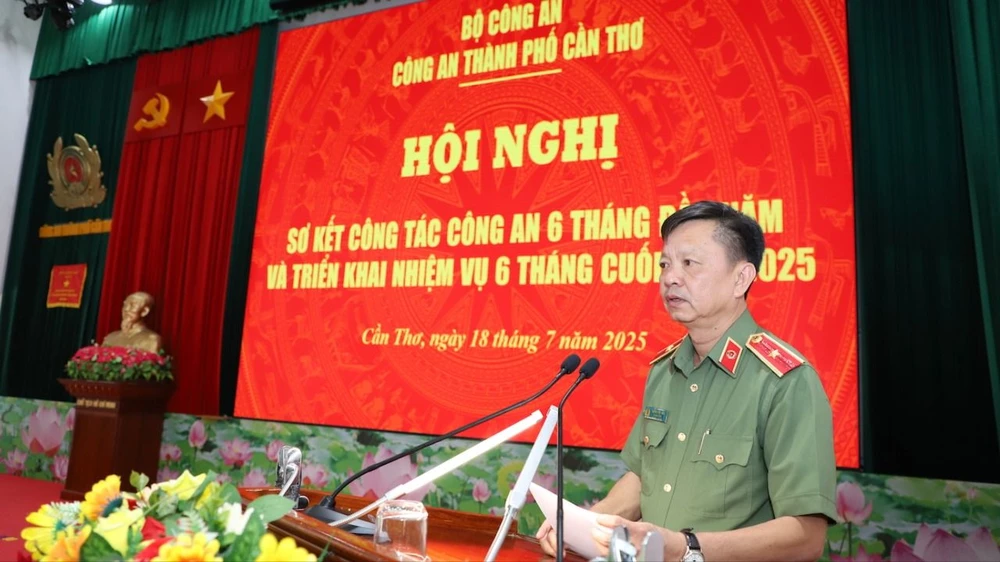 giam-doc-cong-an-tp-can-tho.JPG