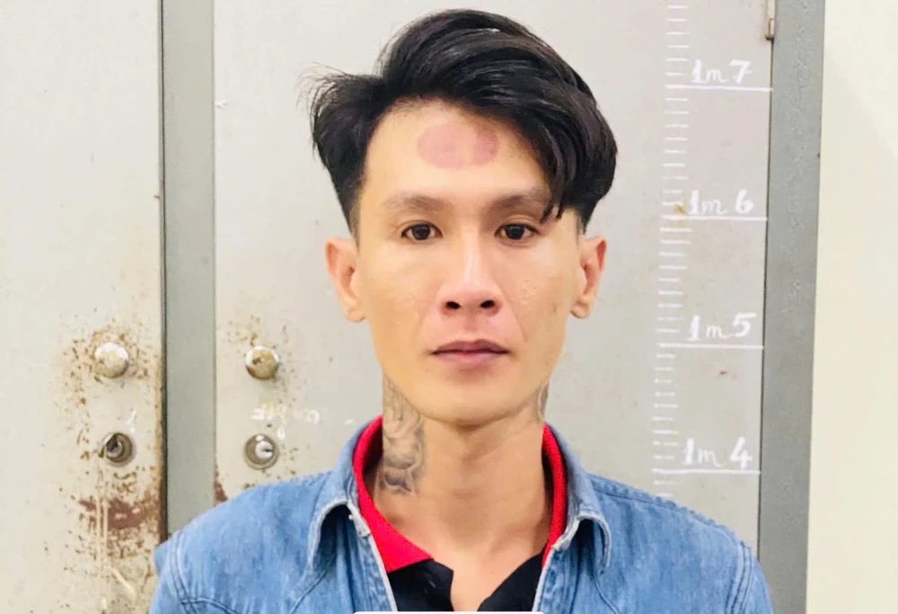 Nam thanh niên đăng clip nhạy cảm lên mạng còn tống tiền bạn gái cũ