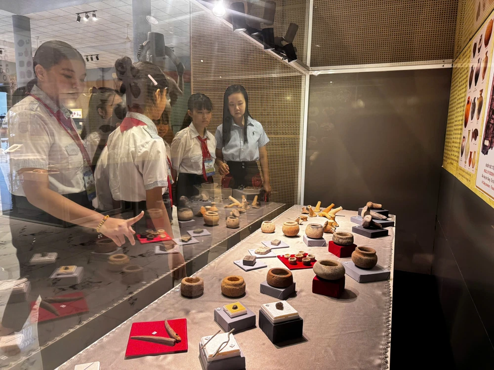 Khu di tích khảo cổ Óc Eo – Ba Thê